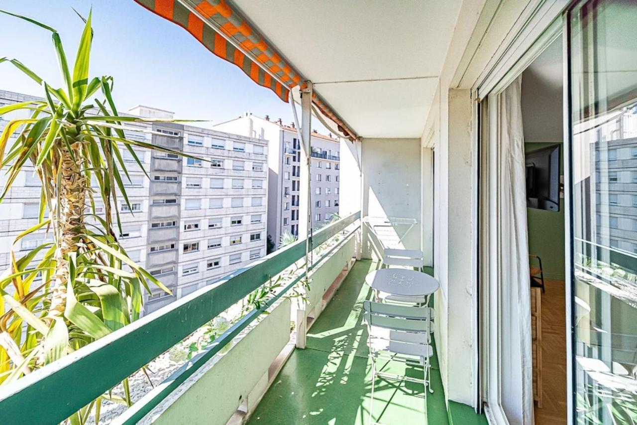 Le Pressense 4 Pers Balcon-Metro Republique Lägenhet Villeurbanne Exteriör bild