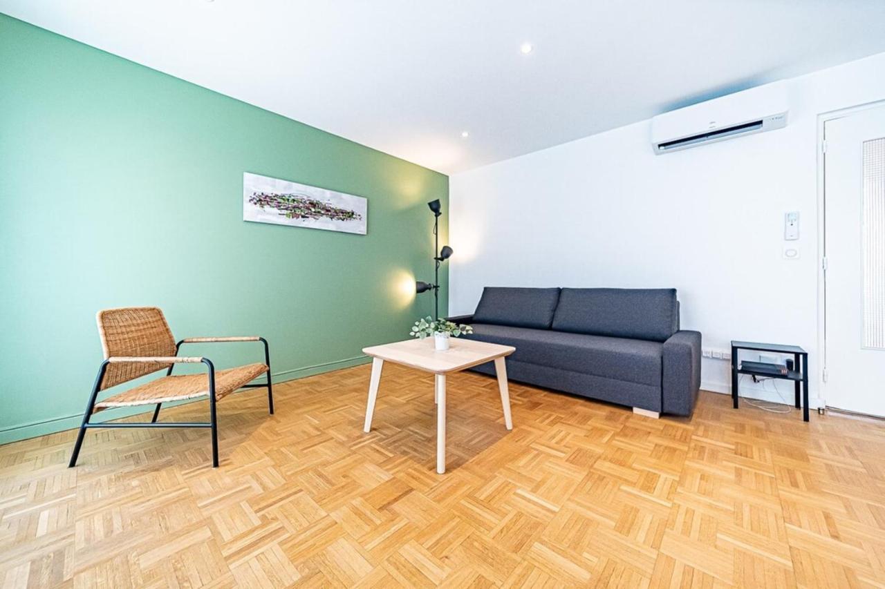Le Pressense 4 Pers Balcon-Metro Republique Lägenhet Villeurbanne Exteriör bild