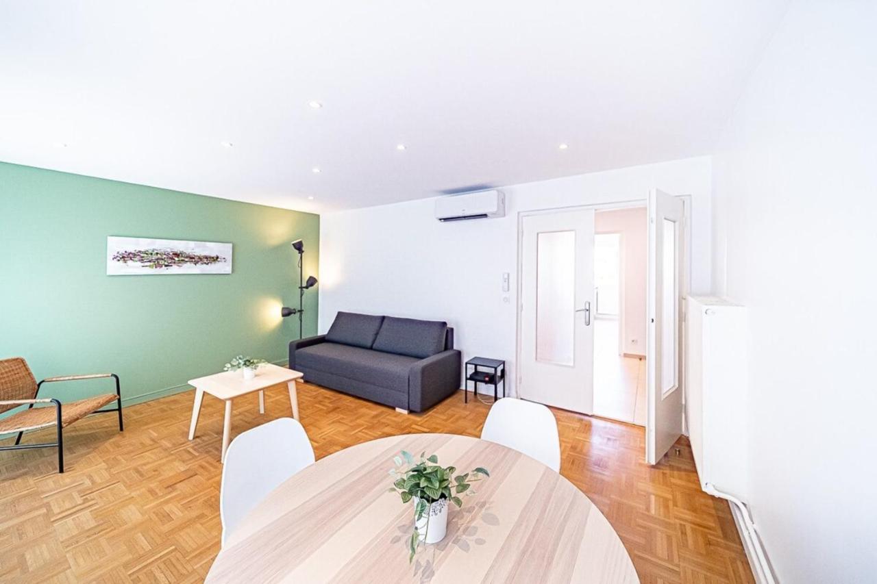 Le Pressense 4 Pers Balcon-Metro Republique Lägenhet Villeurbanne Exteriör bild